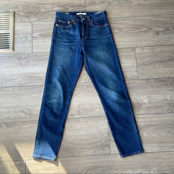 Levi’s Wedgie Icon Authentic Favorite High Rise Jeans - Picture 4 of 14
